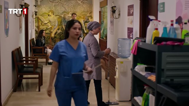 Eleni’nin hayal kırıklığı… - Taşacak Bu Deniz 5. Bölüm