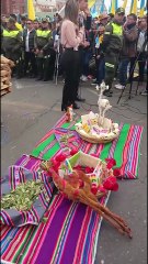 Festejos en la av Camacho tras los actos de posesión de Paz y Lara