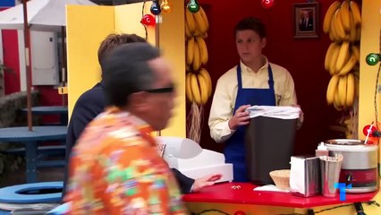 The People Pleaser Problem: Why They're Miserable (But Helpers Aren't!)