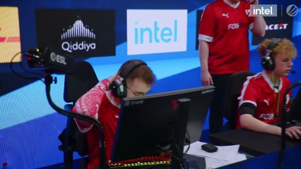 Unbelievable ZywOos Triple Kill! 🎯🔥 Insane 7HP Clutch Moments