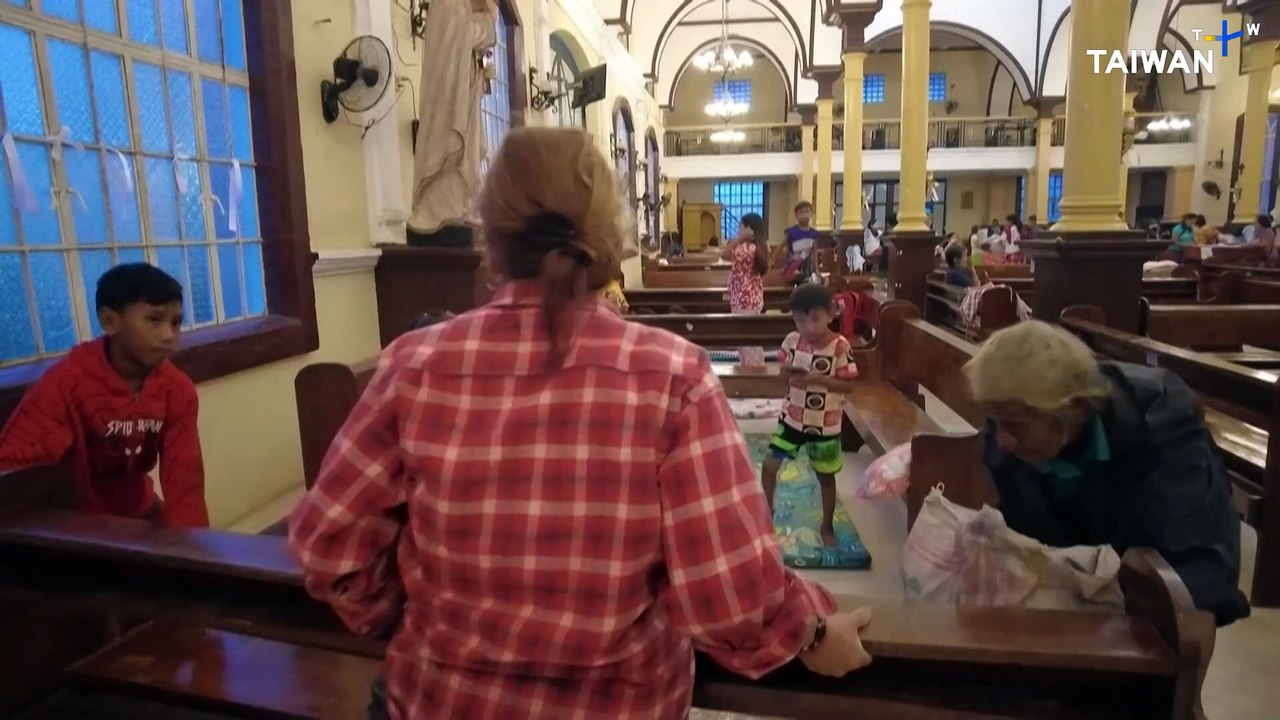 Typhoon Fung Wong Approaches the Philippines and Taiwan