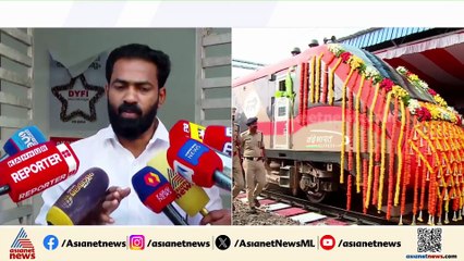 'ഗണഗീതം കുട്ടികളെകൊണ്ട് നിർബന്ധിച്ച് പാടിച്ചതാണ്, ഇത്തരം പ്രവർത്തികൾ അൽപ്പത്തരം' ; വികെ സനോജ്