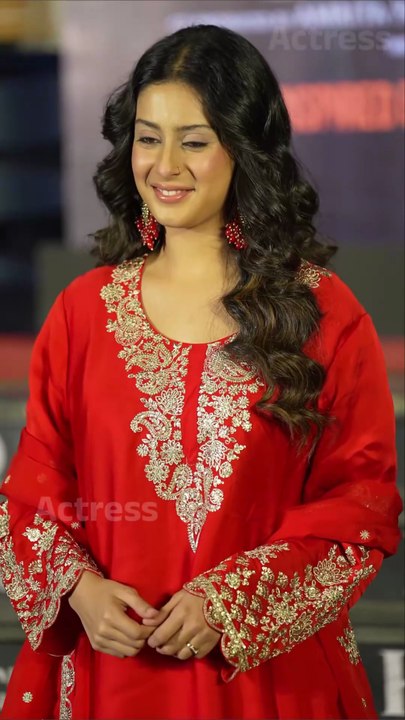 Isha Stunning Look at Event ❤️