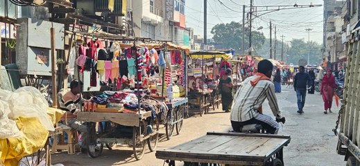 सदर बाजार में ठेलों के बिजली कनेक्शन काटे, फिर भी नहीं पहुंचे हॉकर्स जोन