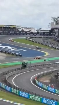 🇧🇷🔥 Grosse journée à Interlagos !Lando Norris impérial : victoire en Sprint 🏆 et pole position pour le Grand Prix demain ! 💨Antonelli (Mercedes) impressionne encore avec deux P2 👊Piastri en galère après sa sortie en Sprint, Verstappen éliminé en Q1 😱