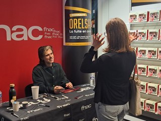 Orelsan en dédicaces à Caen : qu'ont pensé ses fans de son nouvel album ?