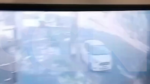 Veja por outro ângulo: Câmera mostra de perto roubo seguido de agressão em Cascavel