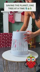 DIY Eco-friendly Christmas tree idea 🎄♻️✨ #christmasdiy #recycledcraft