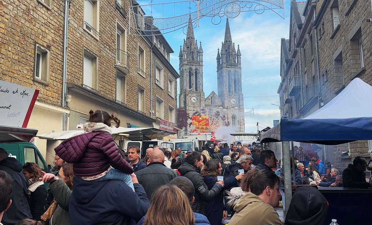 La foire Saint-Martin à Saint-Hilaire-du-Harcouët commence par la collation