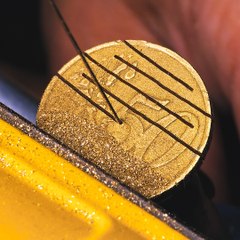 One of a kind SSSnake-Inspired phone case 💎  #diy #snake #creative #phoneaccessory #fyp