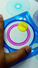 Magenta Harmony | Minimal Hypnotic Spirograph Loop Art