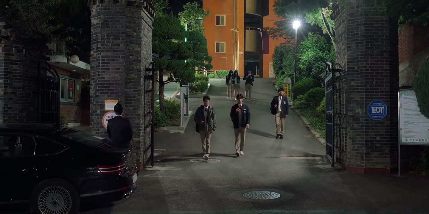 High School Return of a Gangster Episode 05 in Hindi Dubbed HD - video ...