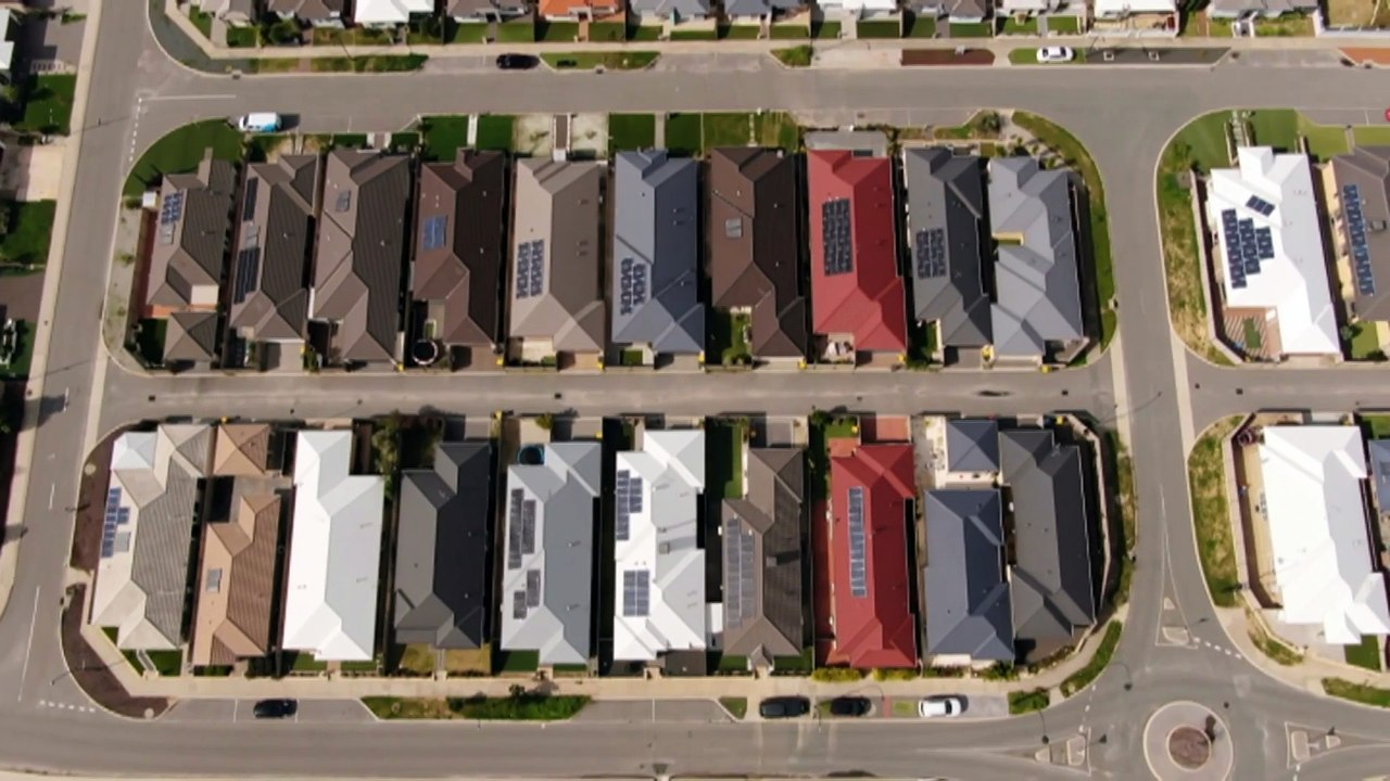 Wind turbines stationary as renewable supply exceeds demand in Western Australia