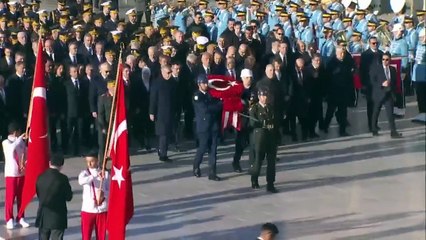 Cumhurbaşkanı Erdoğan ve devlet erkanı 10 Kasım'da Ata'nın huzurunda