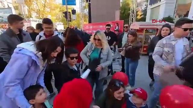 Adı Marcelx... O Türkiye'nin resmen bir işte çalışan ilk yapay zekalı insansı robotu oldu