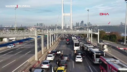 Saat 09.05'te 15 Temmuz Şehitler Köprüsü'nde hayat durdu