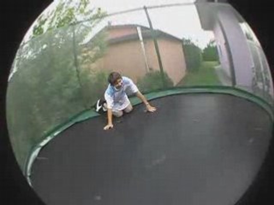 Keven Yodel et Trampoline