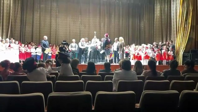 Yalova Yürüyen Köşk Halk Oyunları Derneği Rusya’dan Birincilikle Döndü