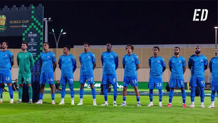 Un equipo de fútbol paga a personas para que se hagan pasar por hinchas porque no tienen aficionados