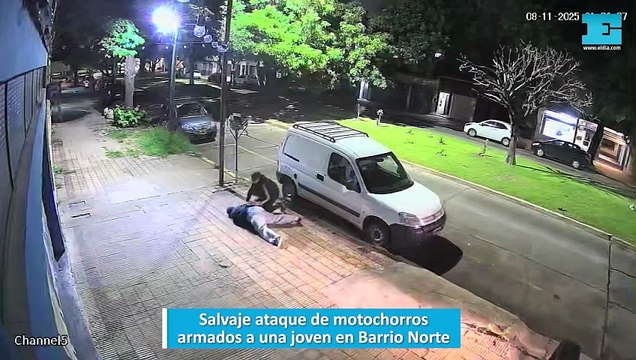 Salvaje ataque de motochorros armados a una joven en Barrio Norte