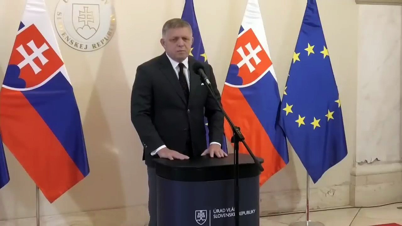 ZÁZNAM: Premiér žiada J. Ráža, aby odvolal vedenie ZSSK