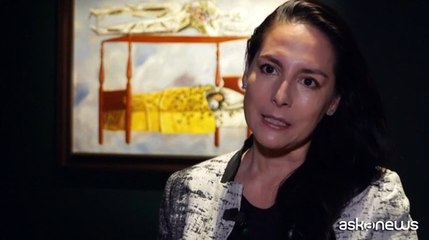 Un autoritratto di Frida Kahlo e il wc d'oro di Cattelan all'asta da Sotheby's