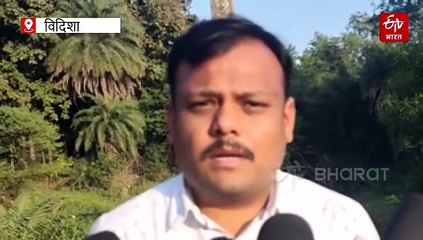 भूख से बेहाल लड़की कचरे के ढेर में तलाशती खाना, वीडियो वायरल होते ही प्रशासन सक्रिय