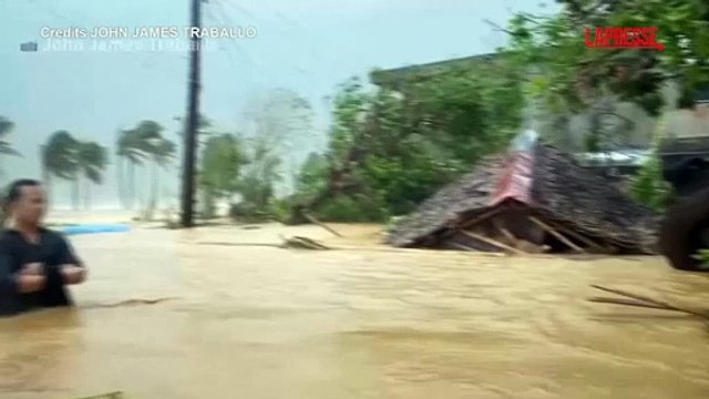 Filippine, il tifone Fung-wong si abbatte sul Paese: le immagini della devastazione