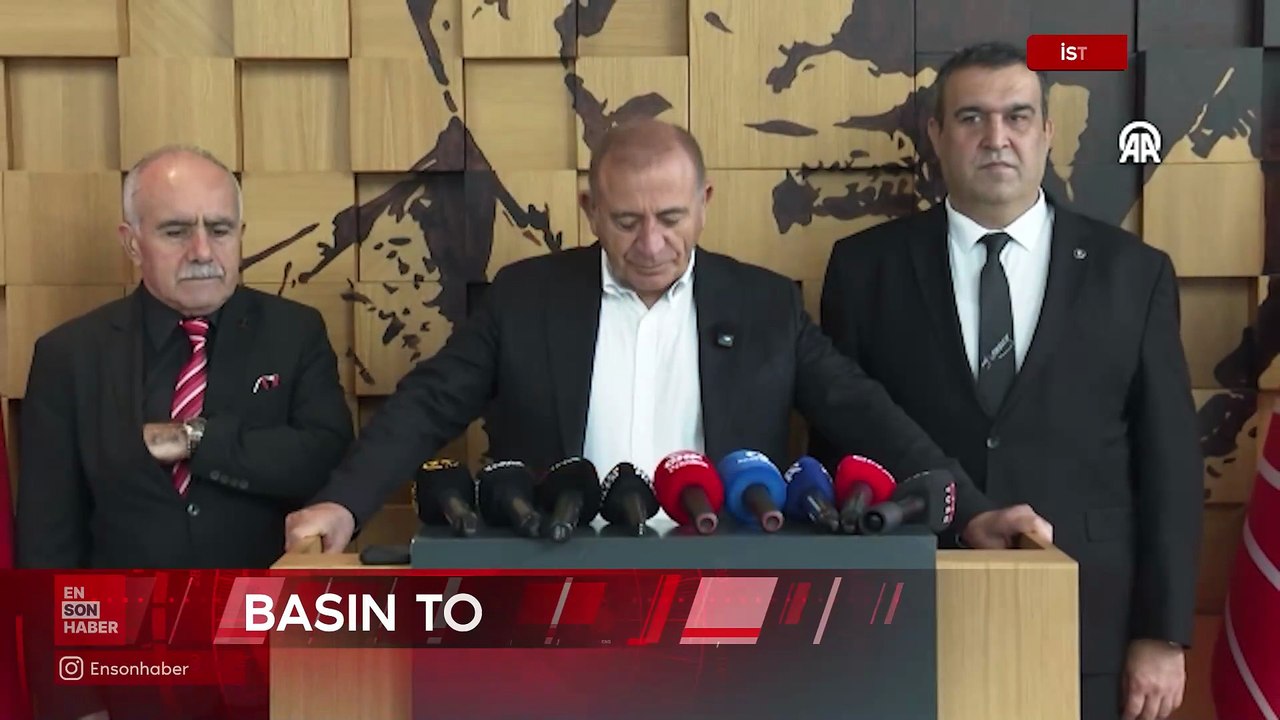 Gürsel Tekin CHP İstanbul İl Başkanlığı'nda basın toplantısı düzenledi