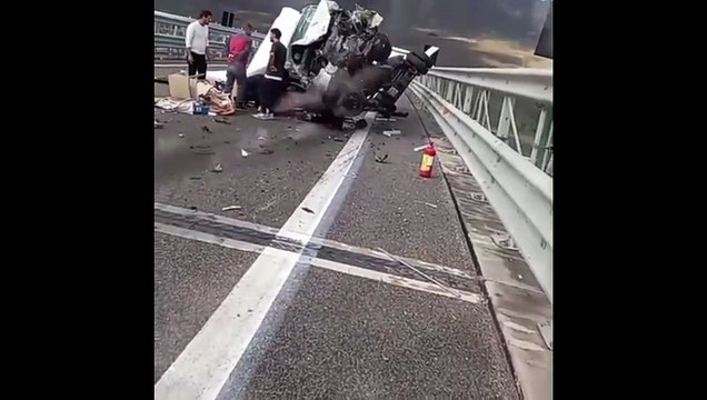 Tragico schianto sulla Palermo-Agrigento, due morti e un ferito