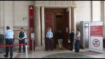 Francia: Sarkozy libero da oggi, accolto ricorso ex presidente