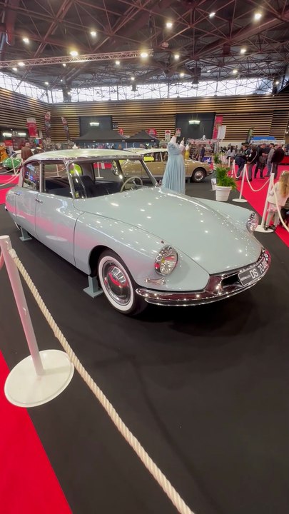 Époque auto 2025 expo 70 ans DS 2/2