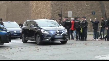 Francia, Sarkozy ha lasciato il carcere de La Santé in auto