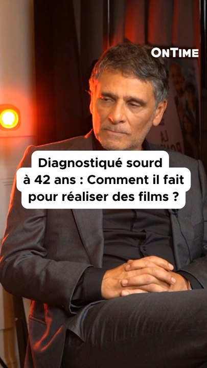 Diagnostiqué sourd à 42 ans : comment il fait