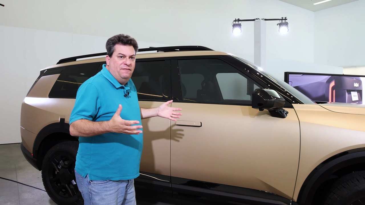 The Bigger, Boxier 2027 Kia Telluride X-Pro Channels Range Rover Energy