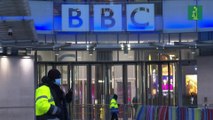 Trump amenaza a BBC con acción judicial tras montaje engañoso de uno de sus discursos