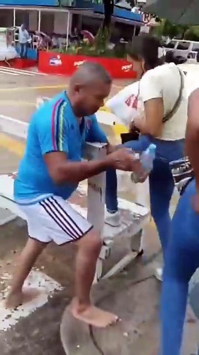 Job insolite, merci l'inondation