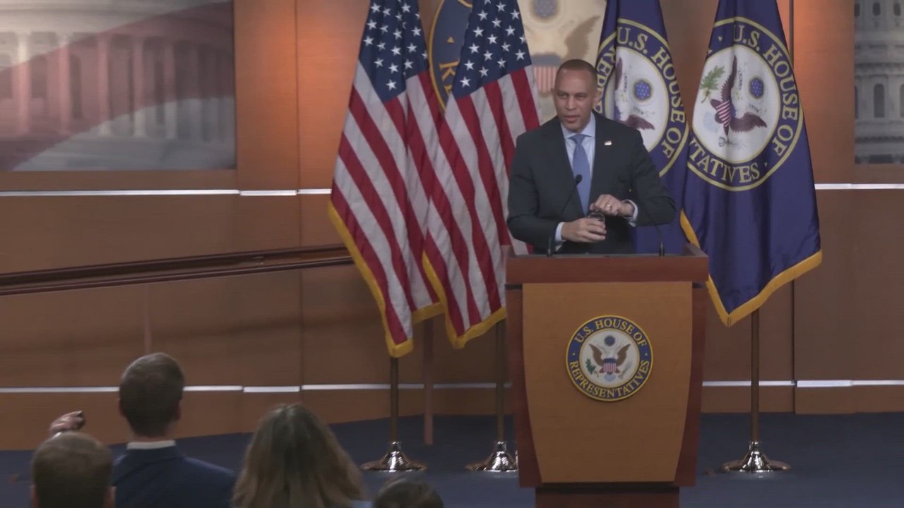 Jeffries Fires Back at Dr. Oz, Calls Him “Woefully Unqualified” for Administration Role