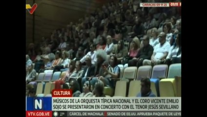 Cultura | Caraqueños se deleitaron con concierto navideño de Jesús Sevillano