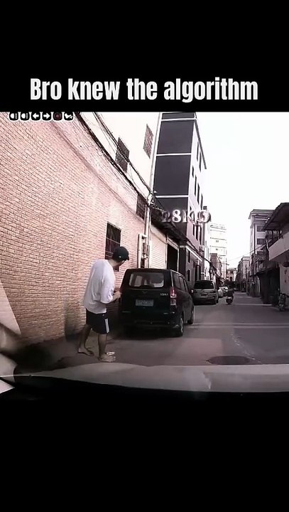 High on wheels🌿 #bikeaccident #funnyshorts #shortsvideo #shorts