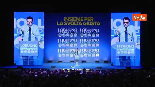 Migranti, Salvini: Fuori dalla p..le chi non rispetta nostra cultura