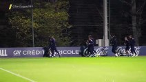 Premier entraînement sans ballon - Foot - Bleus