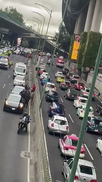 Un muerto y dos lesionados tras percance vial en Periférico Sur
