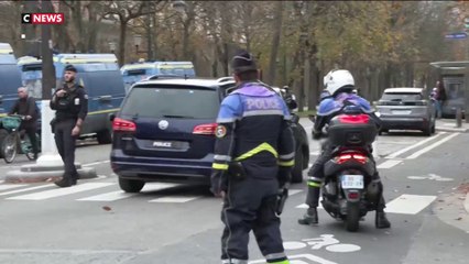 Nicolas Sarkozy libéré, la classe politique divisée