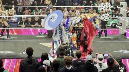 Charlotte Flair & Alexa Bliss vs Asuka & Kairi Sane Full Match - WWE Raw 11/10/2025