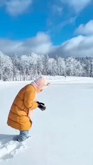 Hilarious Deep Snow Fails & Funniest Winter Moments!