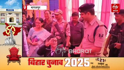 चार साल बाद घर से बाहर निकले डॉक्टर, ऑक्सीजन सपोर्ट पर मतदान केंद्र पहुंच कर किया वोट