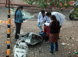 ಕೆಂಪು ಕೋಟೆ ಹೃದಯ ಸ್ಫೋಟ! ಸ್ಫೋಟಗೊಂಡ  ಕಾರಿಗೆ ಕಾಶ್ಮೀರದ ಪುಲ್ವಾಮ ನಂಟು?