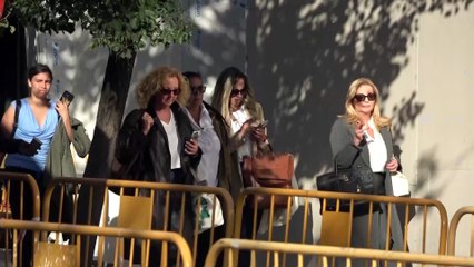 Antonio Tejado, aliviado tras recoger el auto de apertura de juicio oral por el robo a su tía