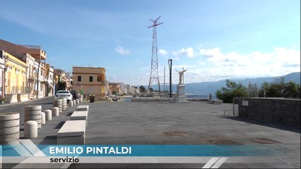Torre Faro, Piazza dell'Angelo sprofonda, esposto in Procura